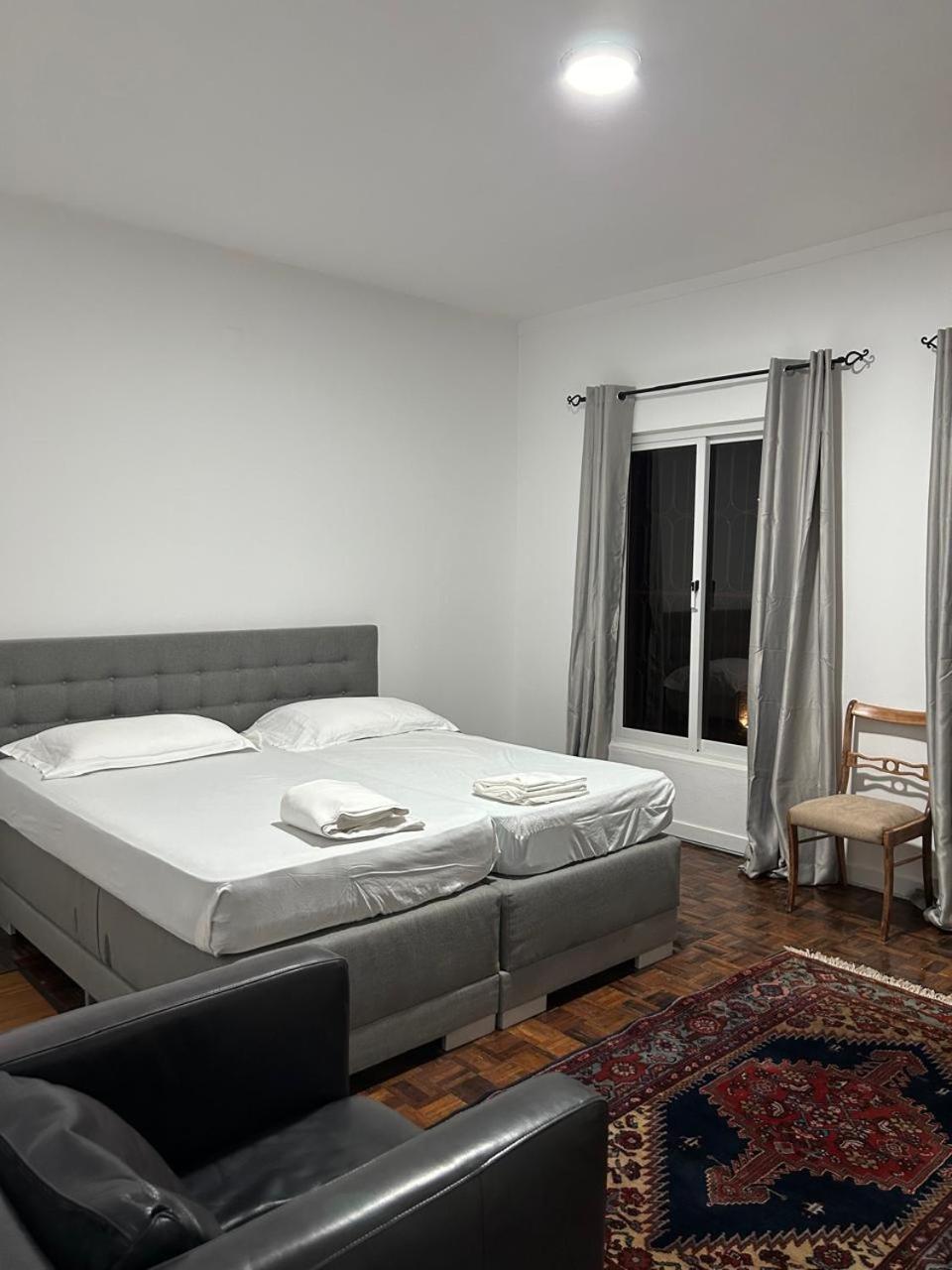 פראייה Casa Estrela - Sea & Art Guesthouse מראה חיצוני תמונה