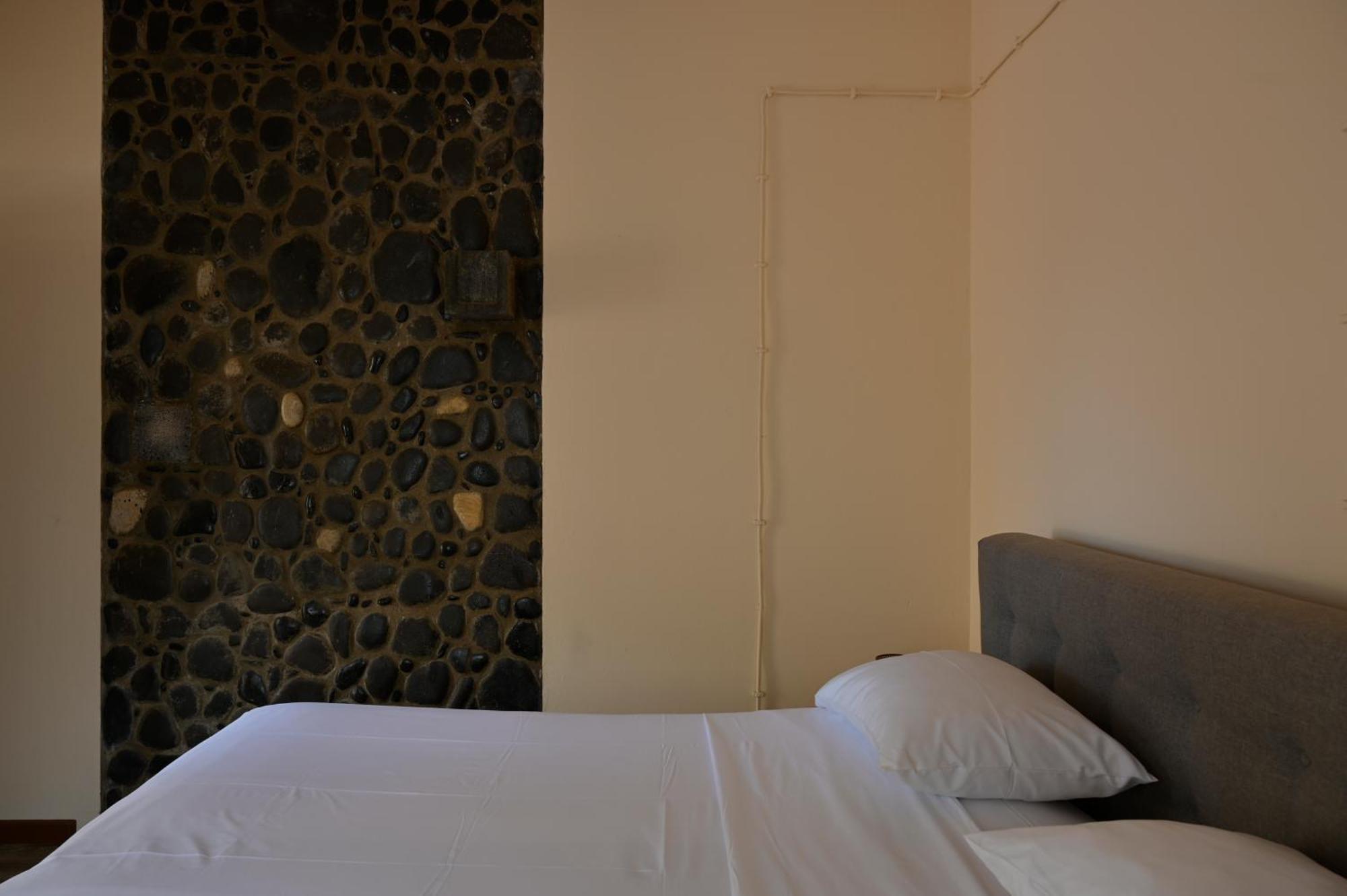 פראייה Casa Estrela - Sea & Art Guesthouse מראה חיצוני תמונה
