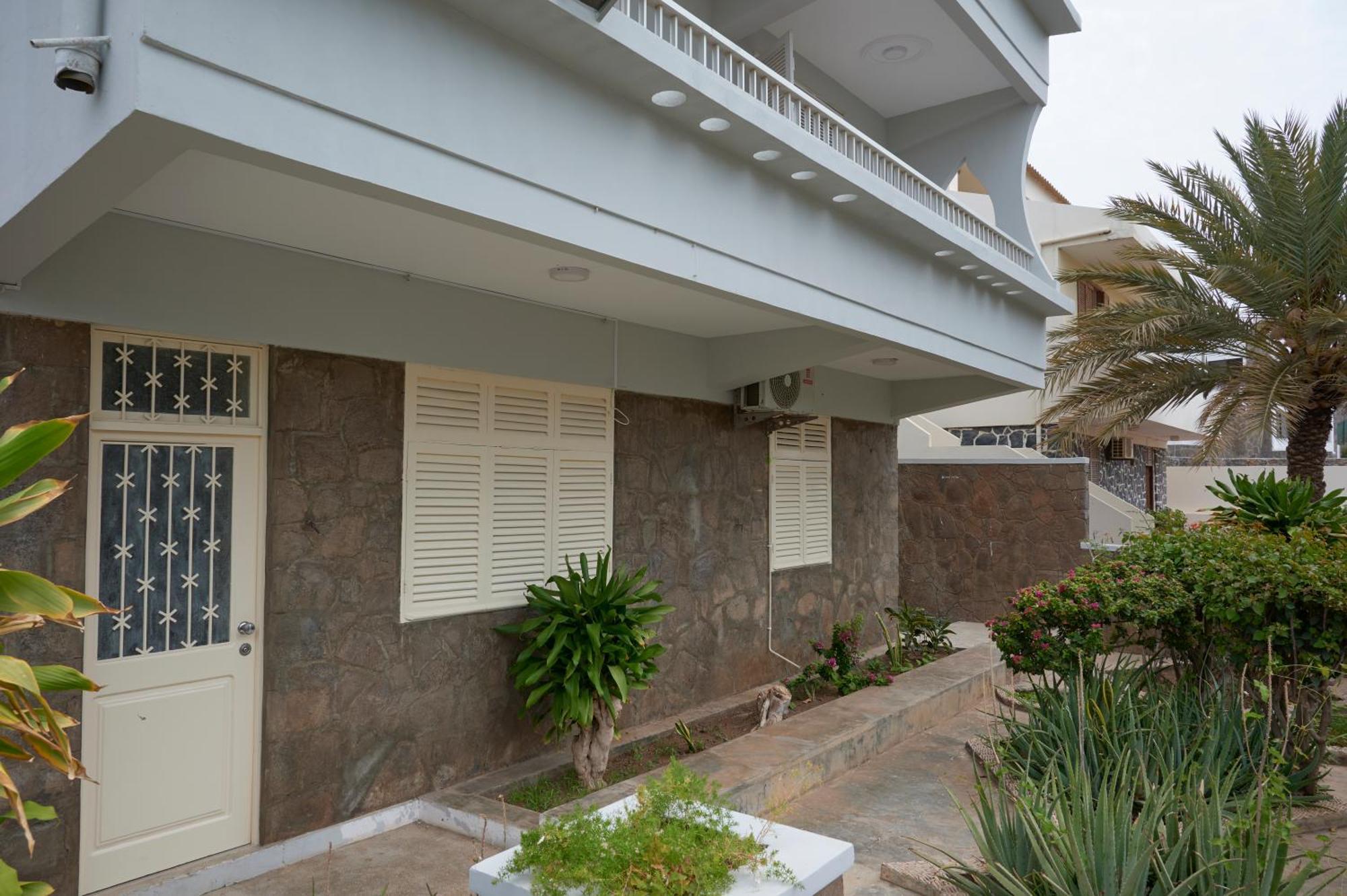 פראייה Casa Estrela - Sea & Art Guesthouse מראה חיצוני תמונה